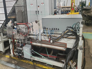 Erdman 400 series automated super spacer applicator 1